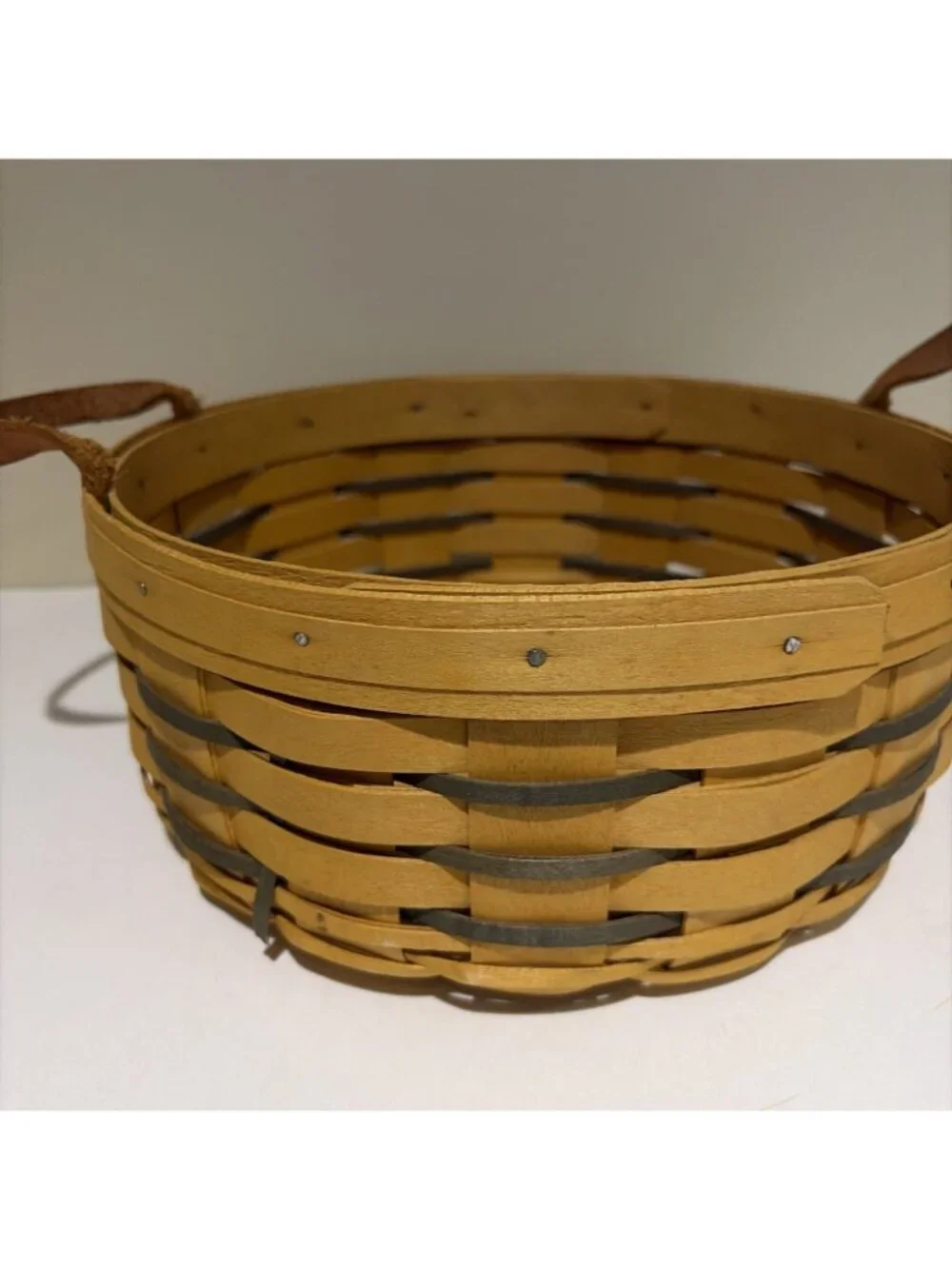 Longaberger vintage round